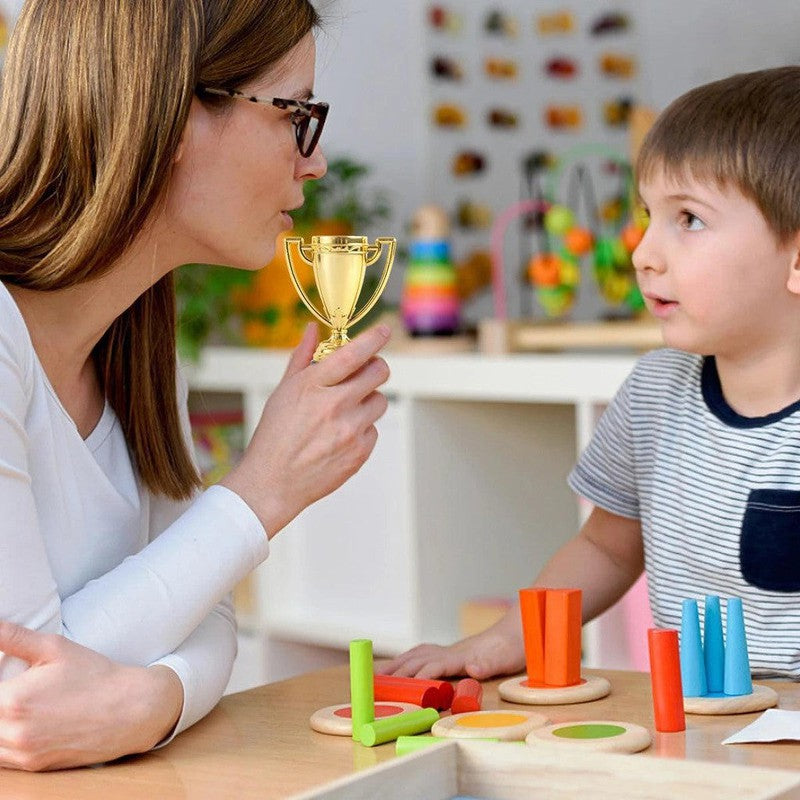 גביעי זהב לילדים – חבילת 10 גביעי פרס לתחרויות ואירועים – תמונה 5
